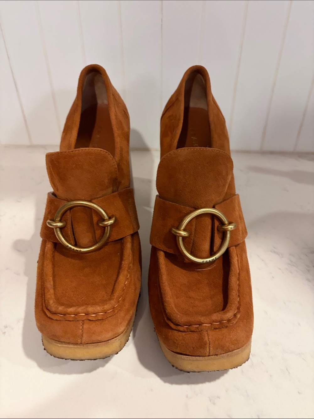 Frame Le Benedict Block Heel Loafer in Whiskey